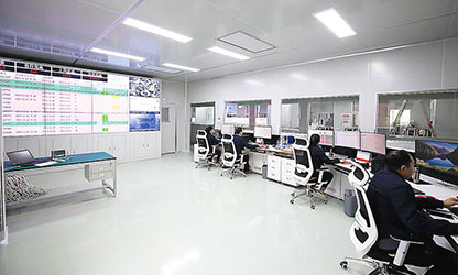 央媒持續(xù)關(guān)注 虹潤再增信心--新華社客戶端專題報道巜福建順昌虹潤儀表的國產(chǎn)化之路》，生動描述虹潤公司近年走過的成功之路